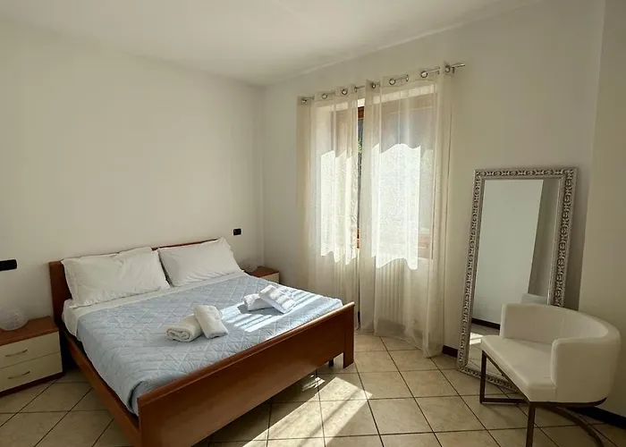 Lucre House, Vista Super * Bellano